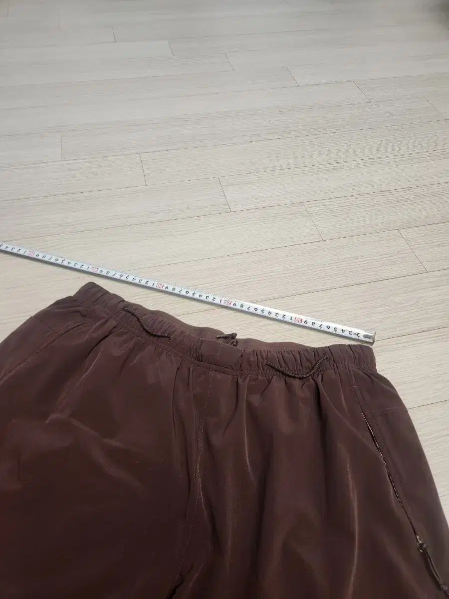 ナイキ ACG ブラウン ハーフパンツ