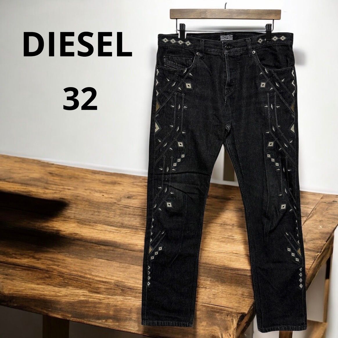 DIESEL BLACK GOLD 刺繍デニム 32 メンズ L〜XL相当 Y2K モード クラフトデザイン イタリア製 ブラックゴールド モデル