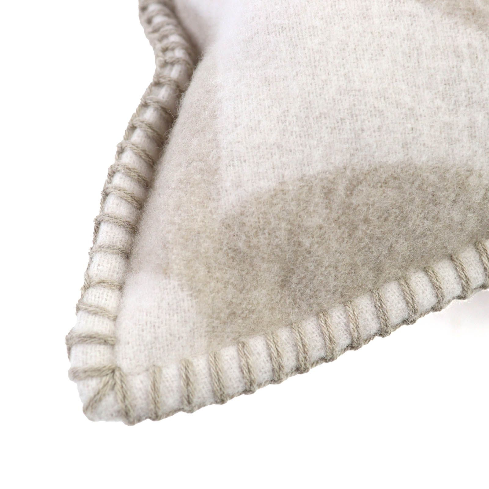  LOUIS VUITTON ルイヴィトン 製 M 79278 フライト･モード クッション LV メダリオン ウール カシミヤ ベージュ 50 cm レディース その他 小物