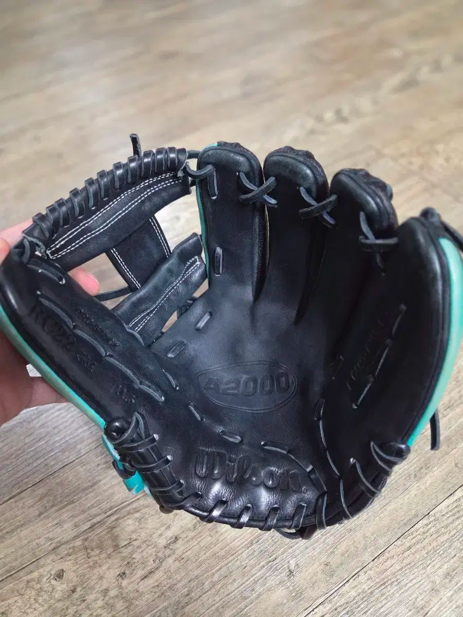 ウィルソン a 2000 11.5インチ 内野 野球グローブ