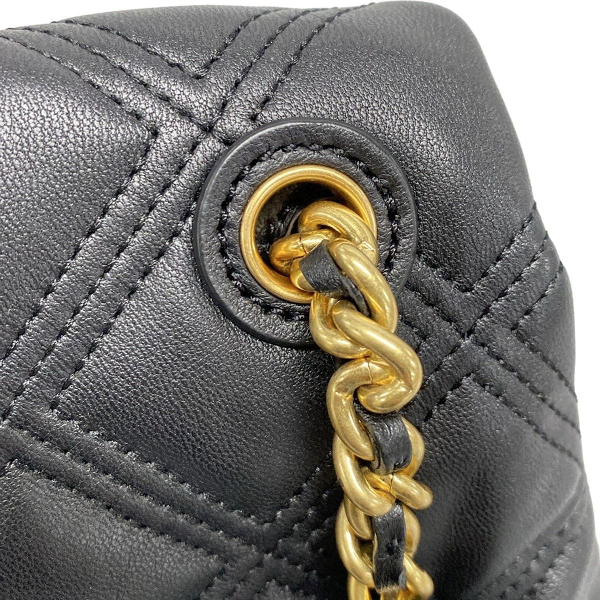 チェーンショルダー