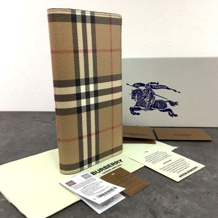 み BURBERRY 長財布 ノバチェック ベージュ ブラック 565