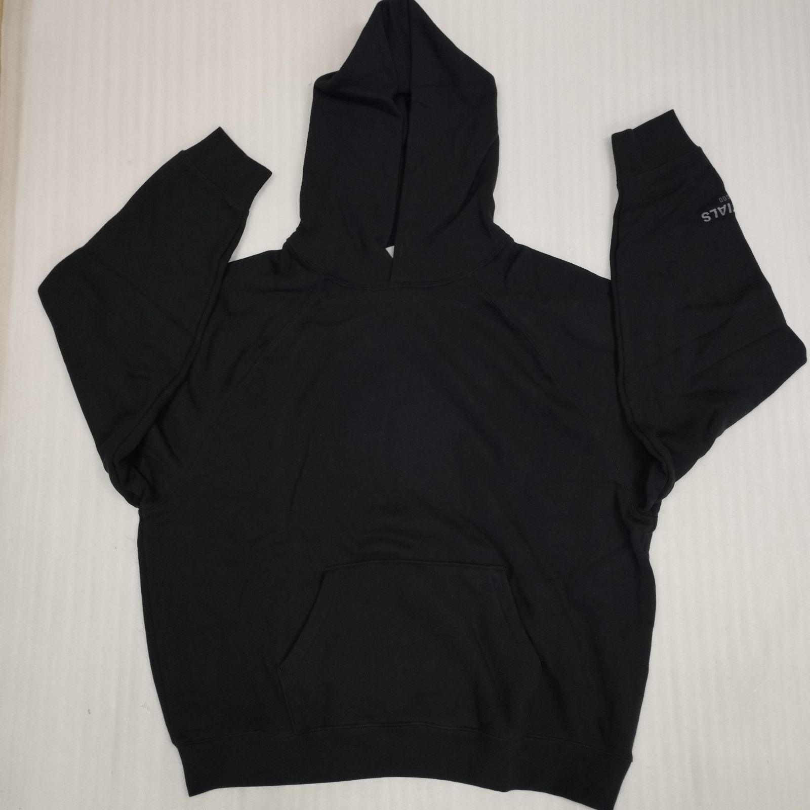 D16095 FOG FEAR OF GOD Essentials Pull-Over Hoodie - BLACK エッセンシャルズ プルオーバー パーカー SIZE L