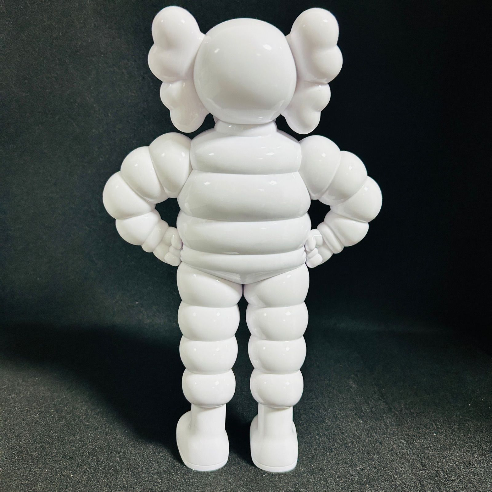 KAWS CHUM オープンエディション ホワイト フィギュア カウズ 真