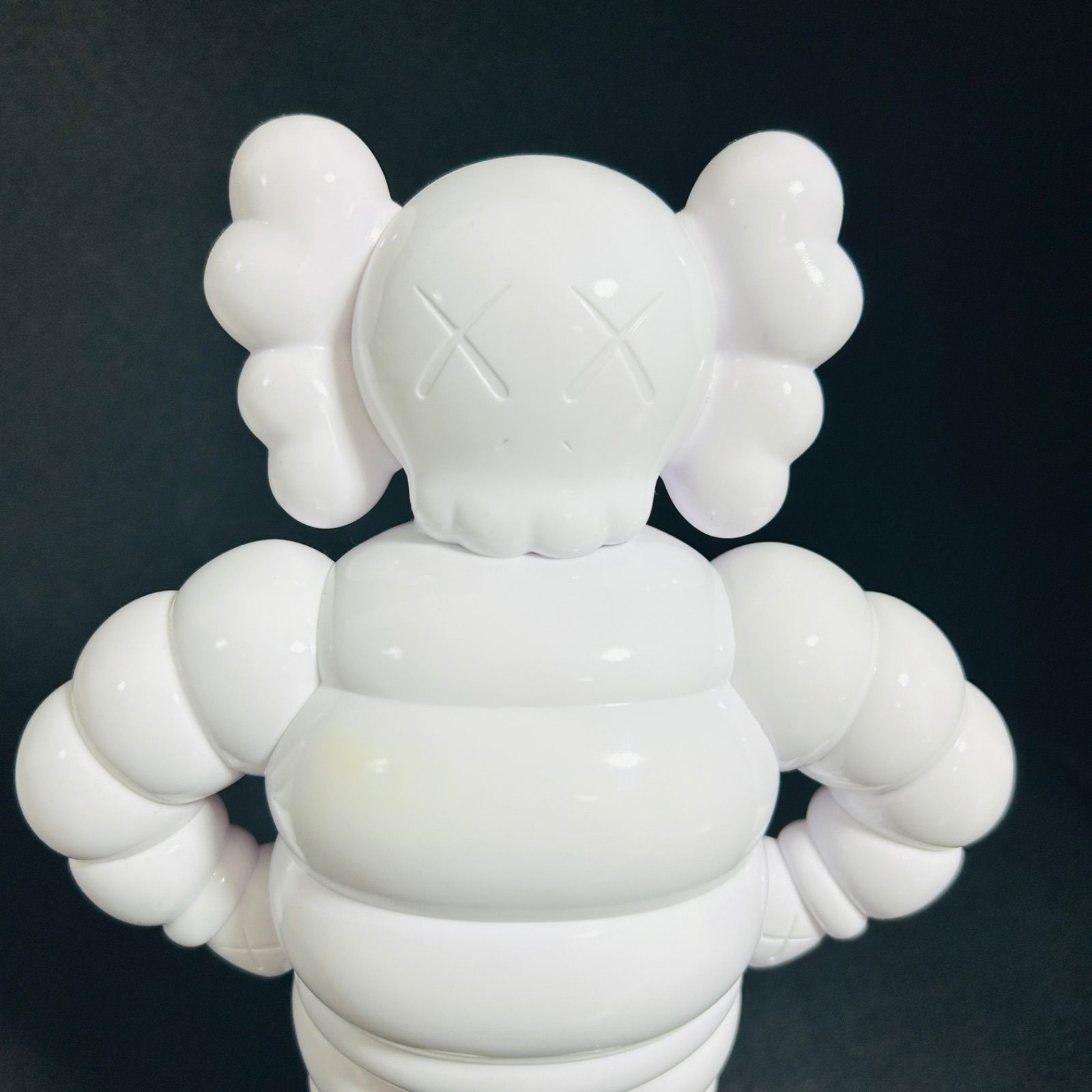 KAWS CHUM オープンエディション フィギュア　カウズ　真作　希少 KAWS CHUM オープンエディション フィギュア カウズ 真作 希少 2025年