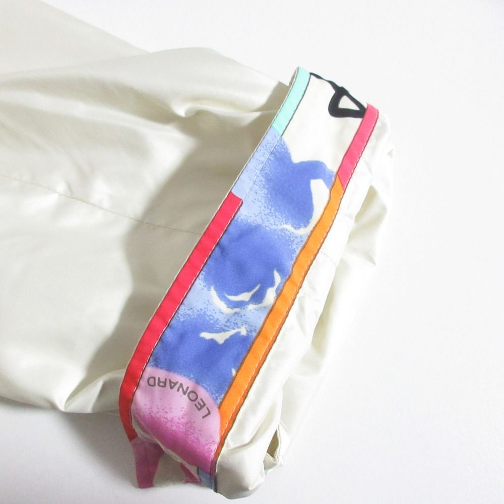 SCAPA（スキャパ）刺繍入りライトジャケット Lサイズ グレー SCAPA（スキャパ）刺繍入りライトジャケット Lサイズ グレー SCAPAの