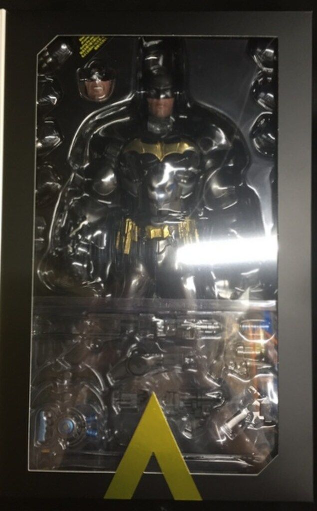 HOTTOYS BATMAN EDITION VGM 037
