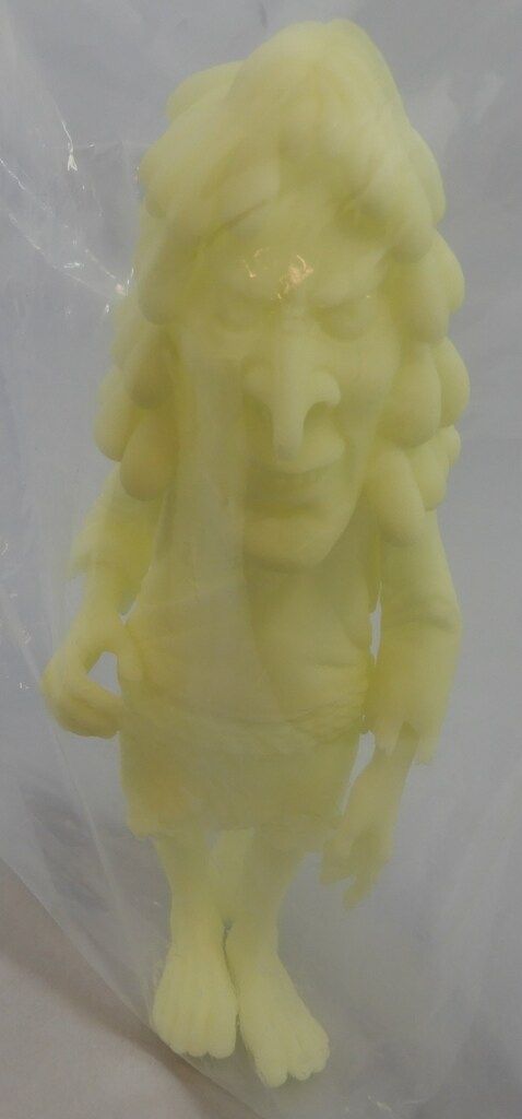 STUDIO24 鬼太郎EXPO 水木しげる メンボー神 蓄光 - メルカリ