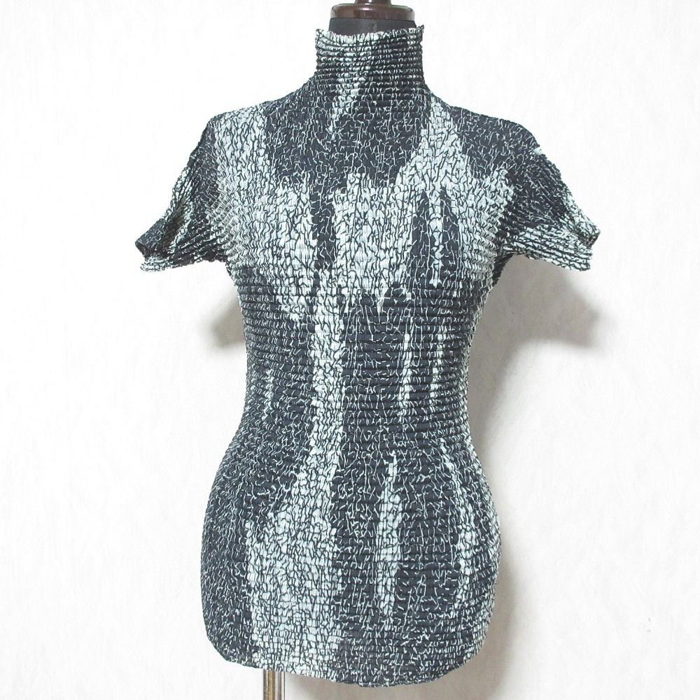 ISSEY MIYAKE イッセイミヤケ 横プリーツ ハイネックカットソー IM92-FJ622 サイズM ブラック サックス レディース 古着