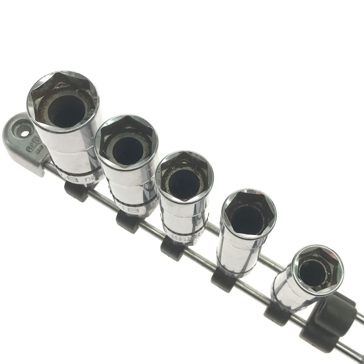 プラグレンチソケット