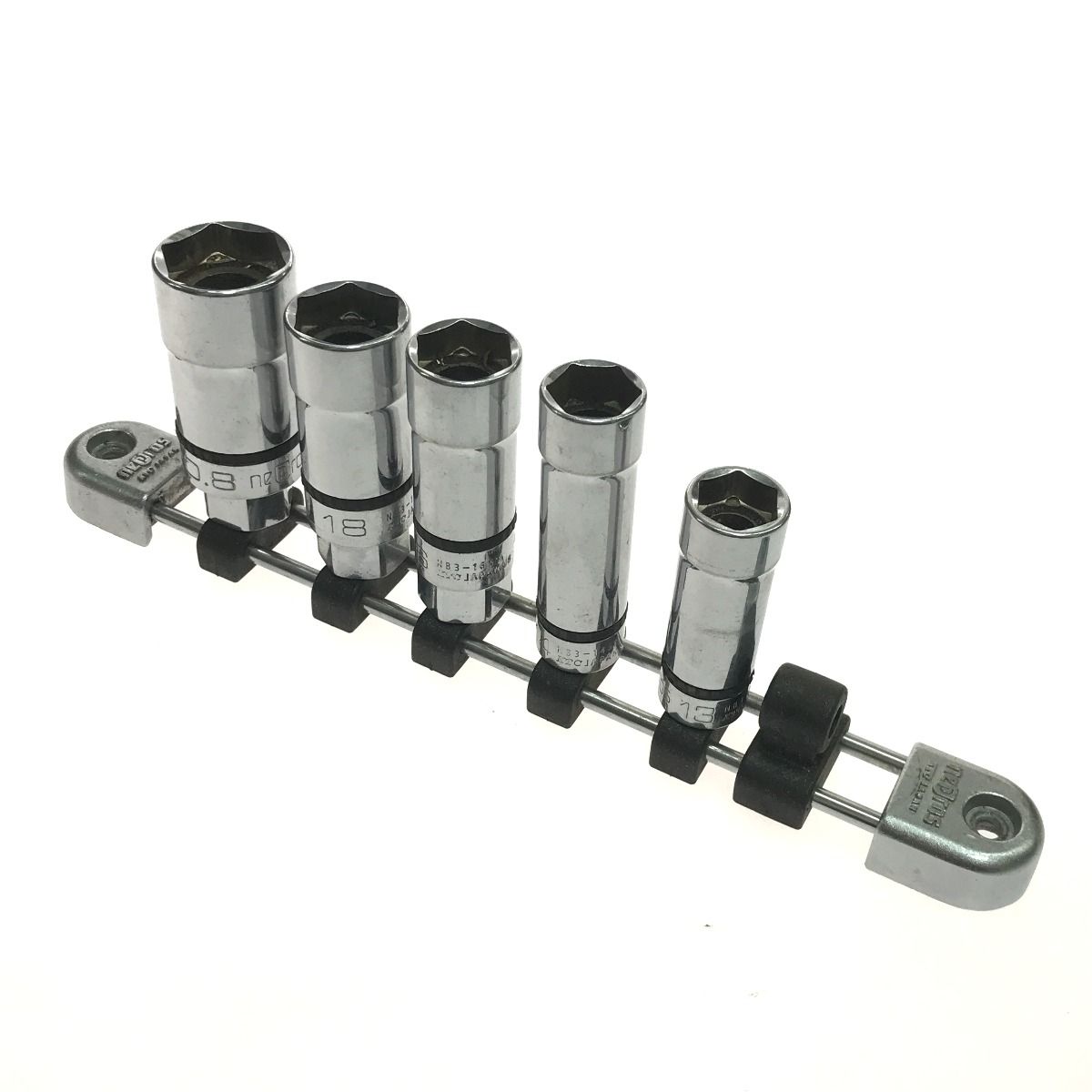 プラグレンチソケット