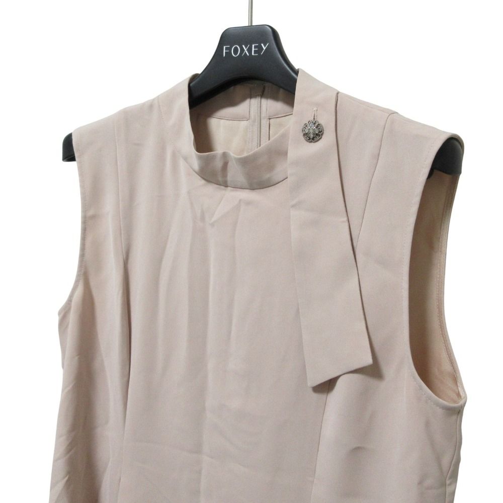 エロイーズトップ ノースリーブ