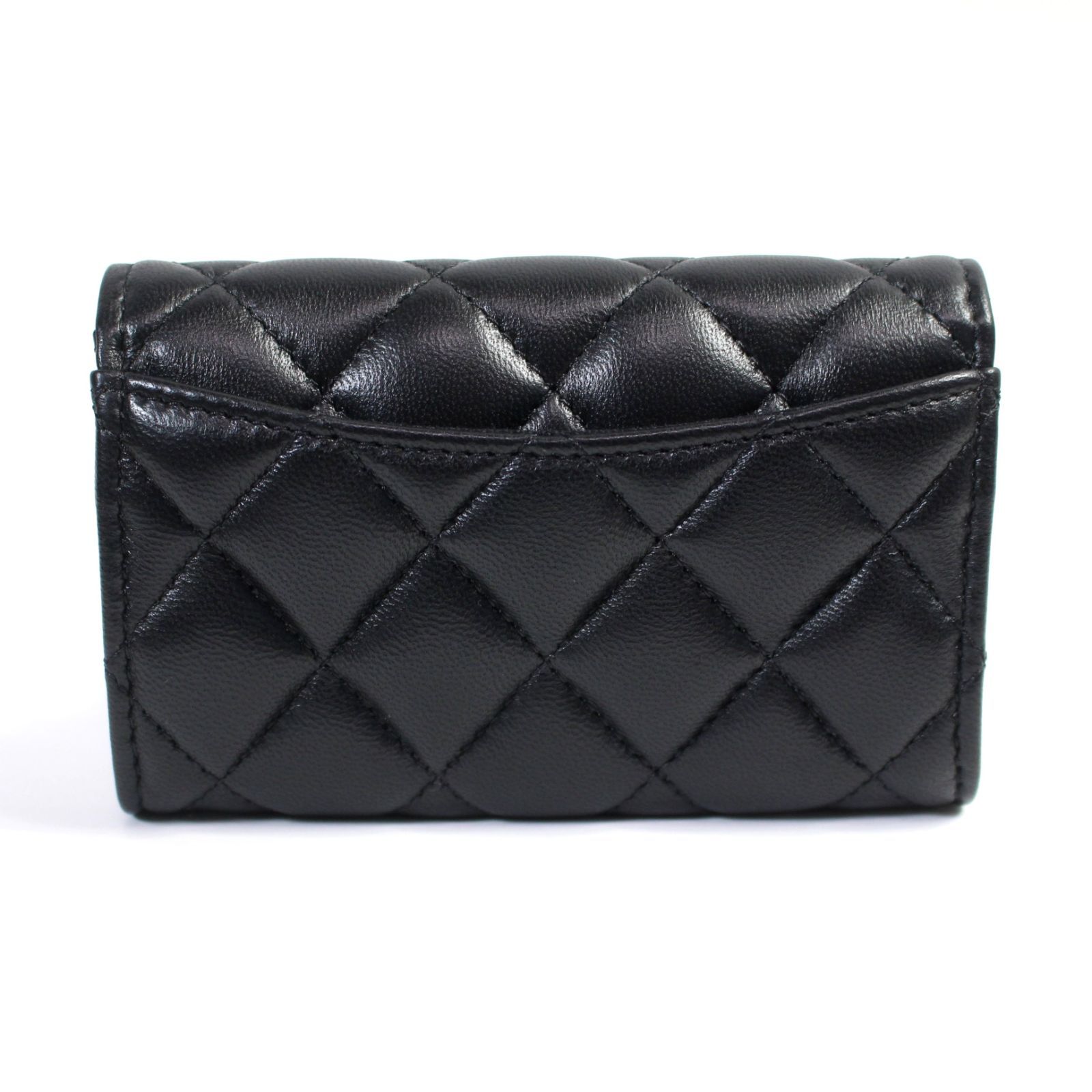 シャネル マトラッセ ソーブラック ラムスキン カードケース AP 0214 10798