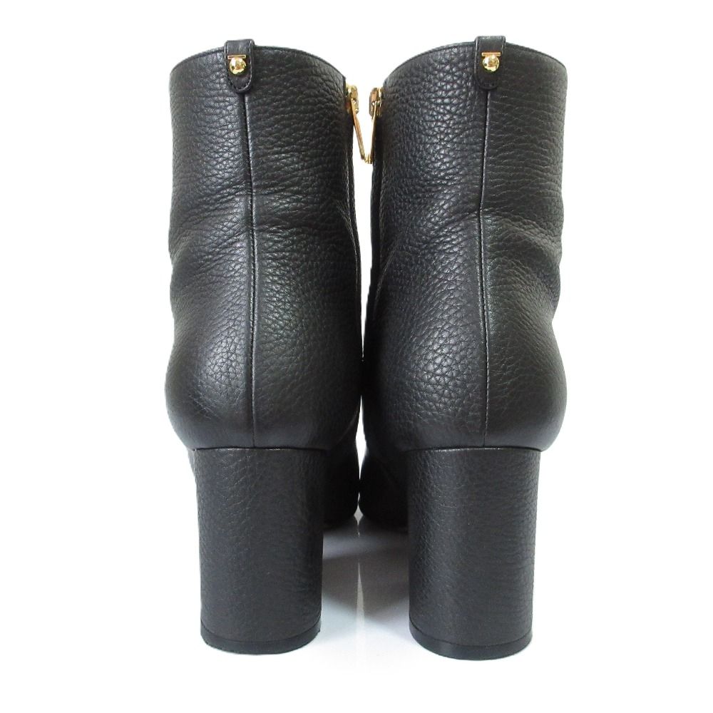 美品 Salvatore Ferragamo サルヴァトーレフェラガモ PISA70 カーフ