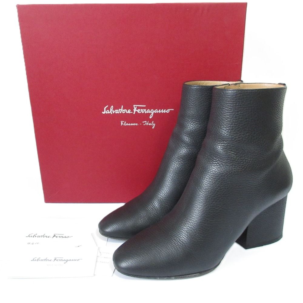 美品 Salvatore Ferragamo サルヴァトーレフェラガモ PISA70 カーフ