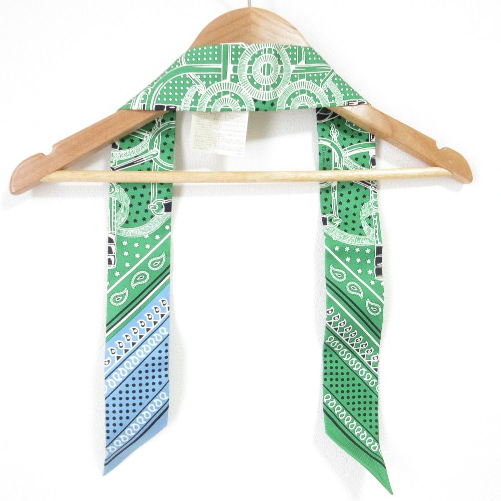 エプロンドール