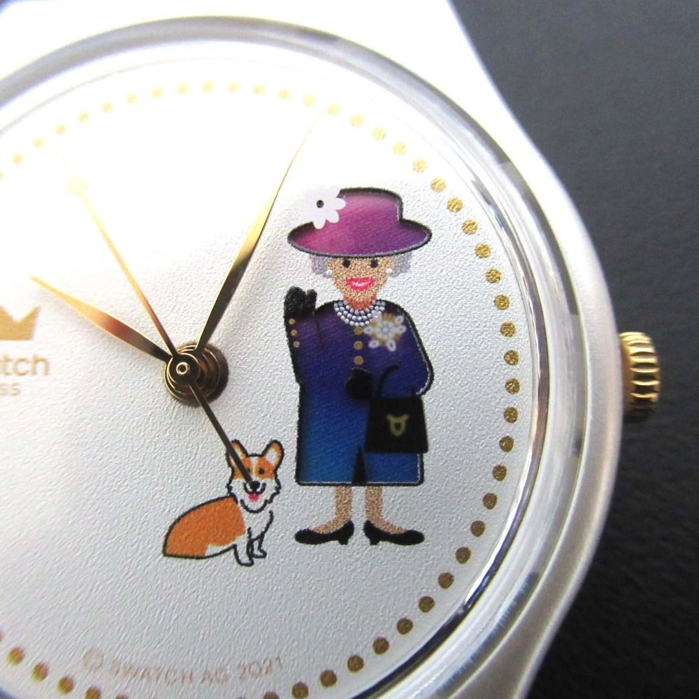 Swatch スウォッチ エリザベス女王 在位70周年記念モデル クォーツ 3針式 レディースウォッチ 腕時計 ホワイト メンズ レディース 古着