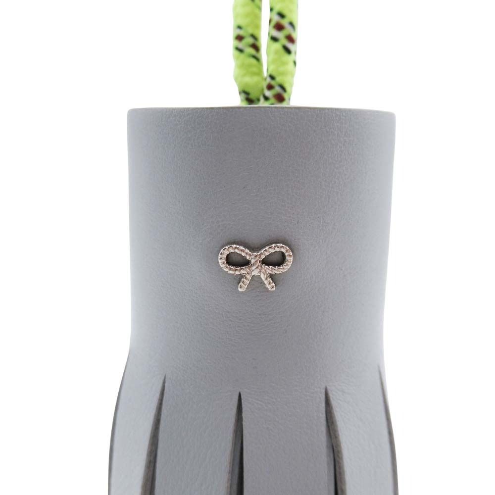 未使用 ANYA HINDMARCH アニヤハインドマーチ レザータッセル