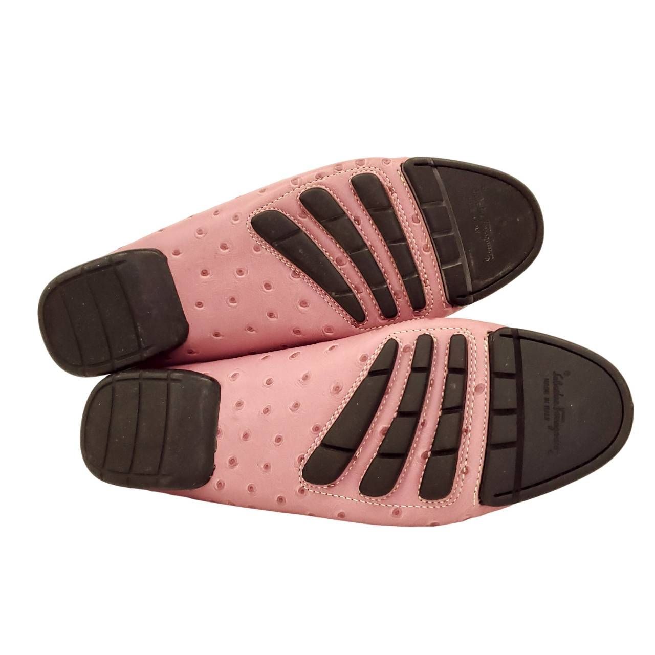 サルヴァトーレフェラガモ ガンチーニ スリッパ オーストリッチ ローズ