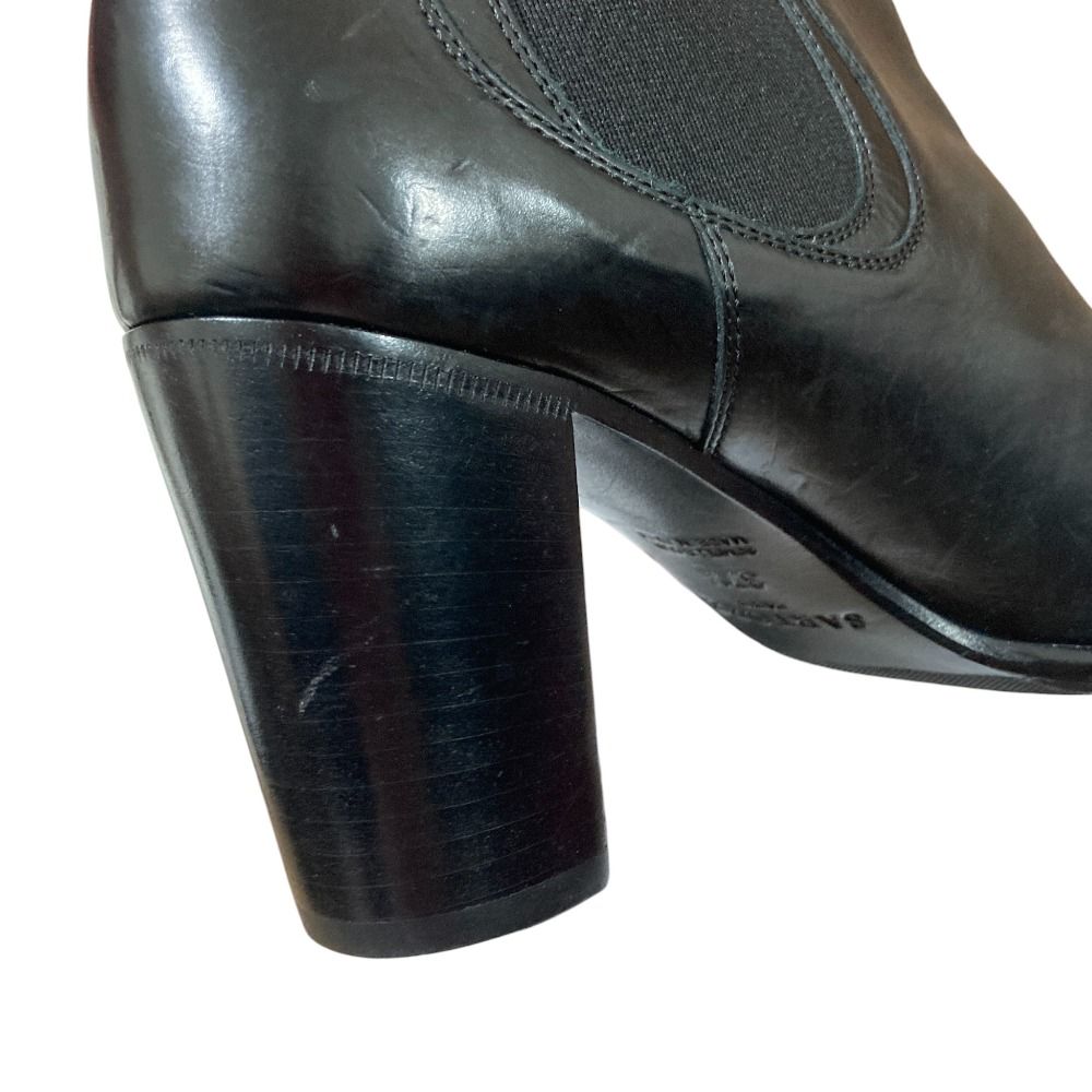 ショートブーツ