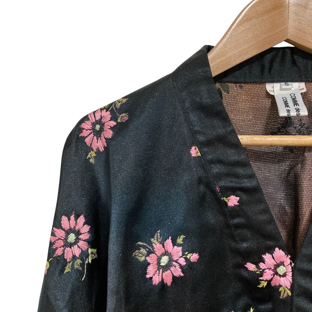 レア　ブラックコムデギャルソン　花柄　総柄刺繍スカジャン　ブルゾン レア ブラックコムデギャルソン 花柄 総柄刺繍スカジャン ブルゾン