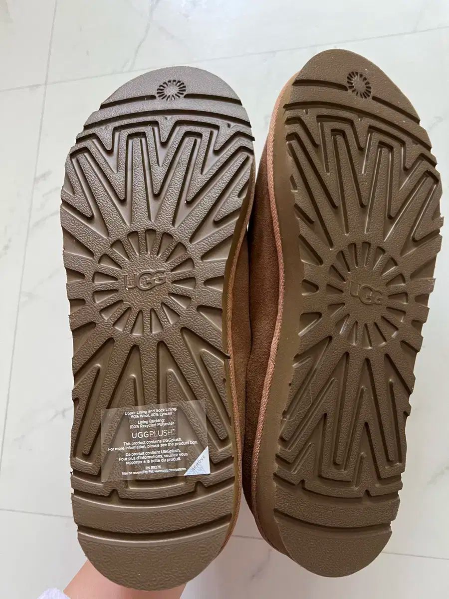 アグ タスマン メンズ 280 us10