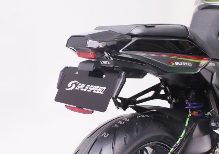 ACTIVE アクティブ LEDナンバーサイドウインカー コンパクト 汎用 125 cc以上 スモークレンズ