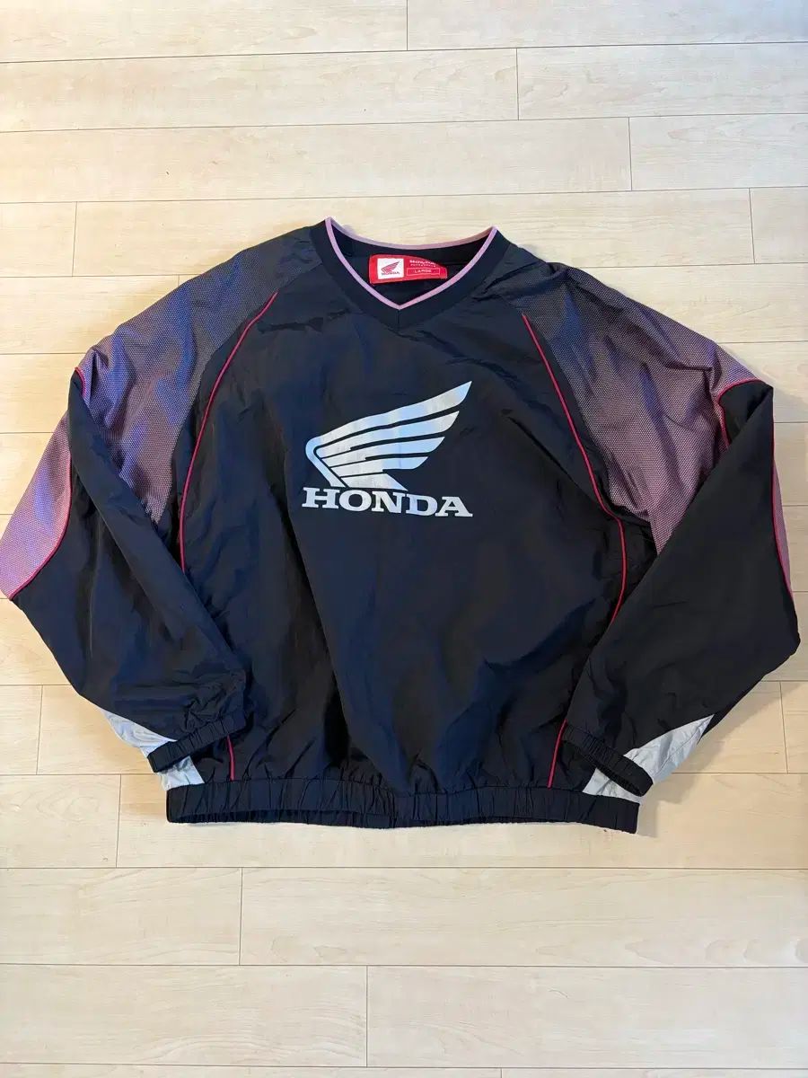 ピンク ブラック