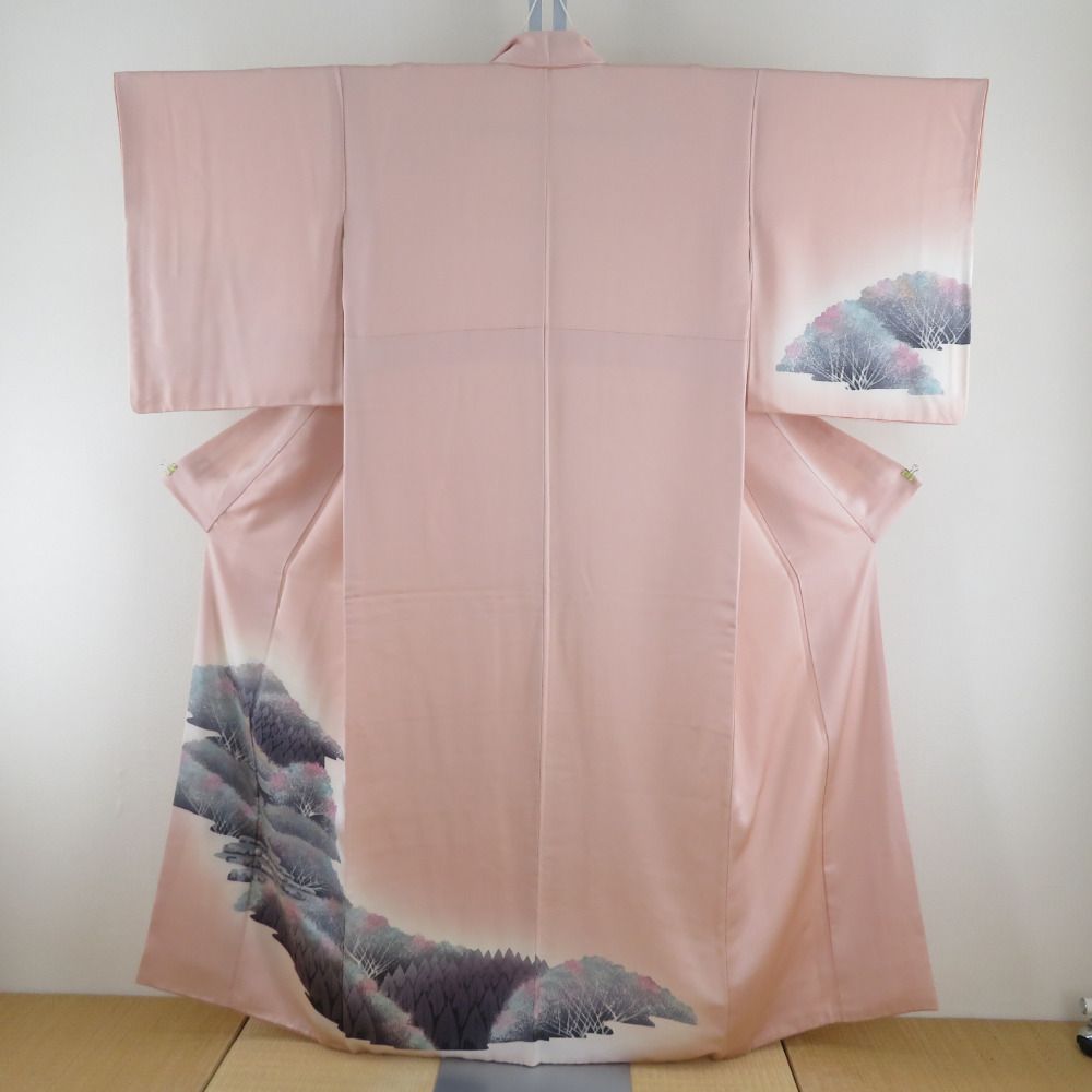 付下げ 袷 くすみピンク色x灰色x薄青色 ぼかし染め 風景紋様 広