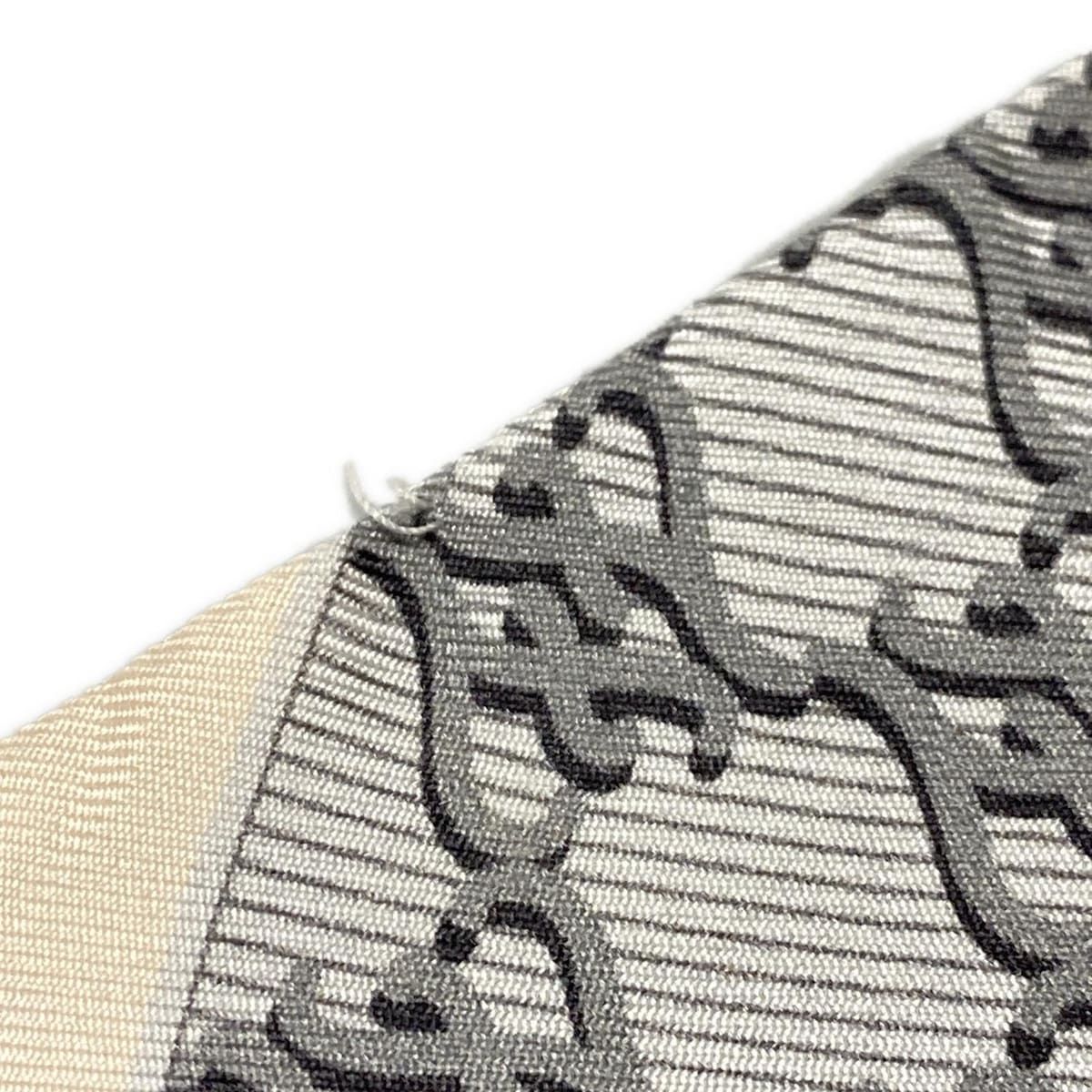  FENDI フェンディ スカーフ ライトグレー×ピンク バンダナ スカーフ 小物