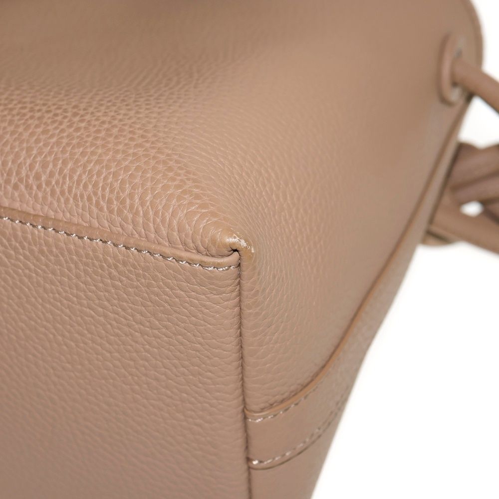 VASIC (ヴァジック) BOND MINI 巾着 レザーハンドバッグ ブラウン