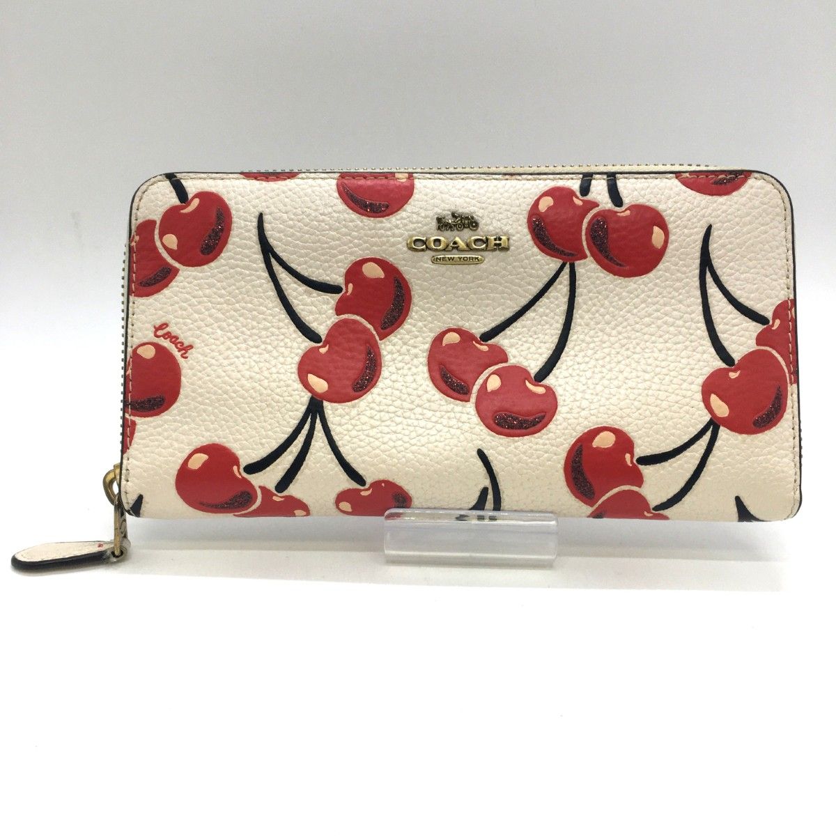 COACH コーチ アコーディオン ジップ ウォレット ウィズ チェリー プリント CA802