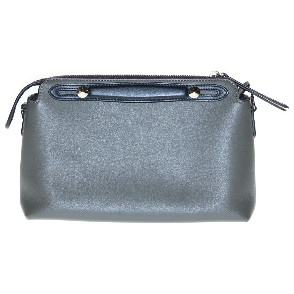 ミディアム ポーチ