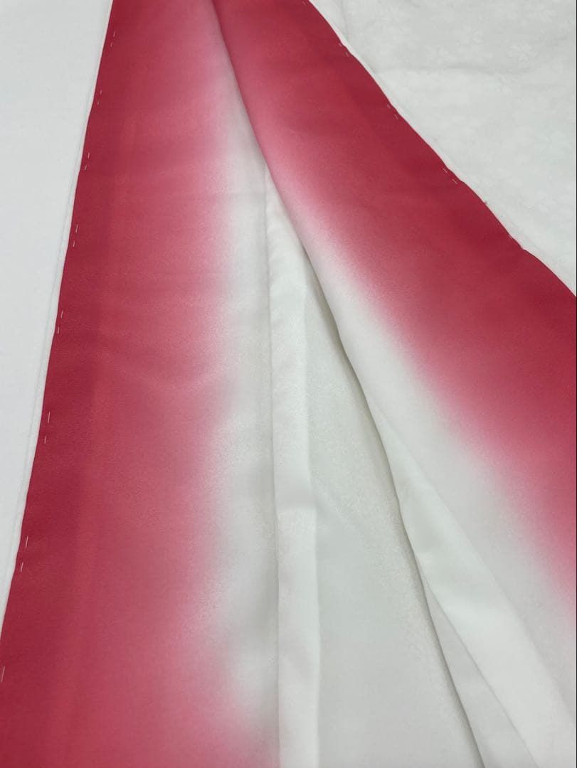 2尺袖 ポリエステル着物 紋意匠 桜 袴向き 2尺袖 ポリエステル着物 桜 金彩 紋意匠 袴用