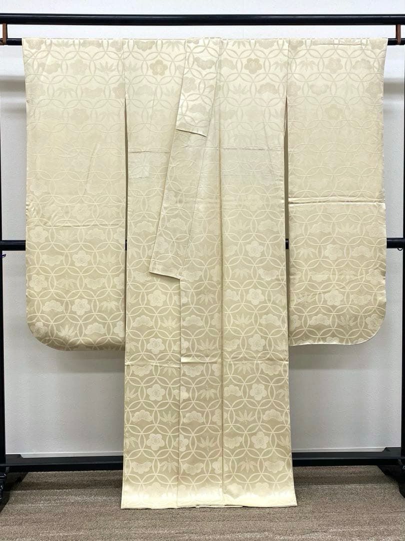  無地振袖 紋意匠 シンプル 松竹梅 身丈161 cm 撥水加工済 MO 3163 振袖 着物