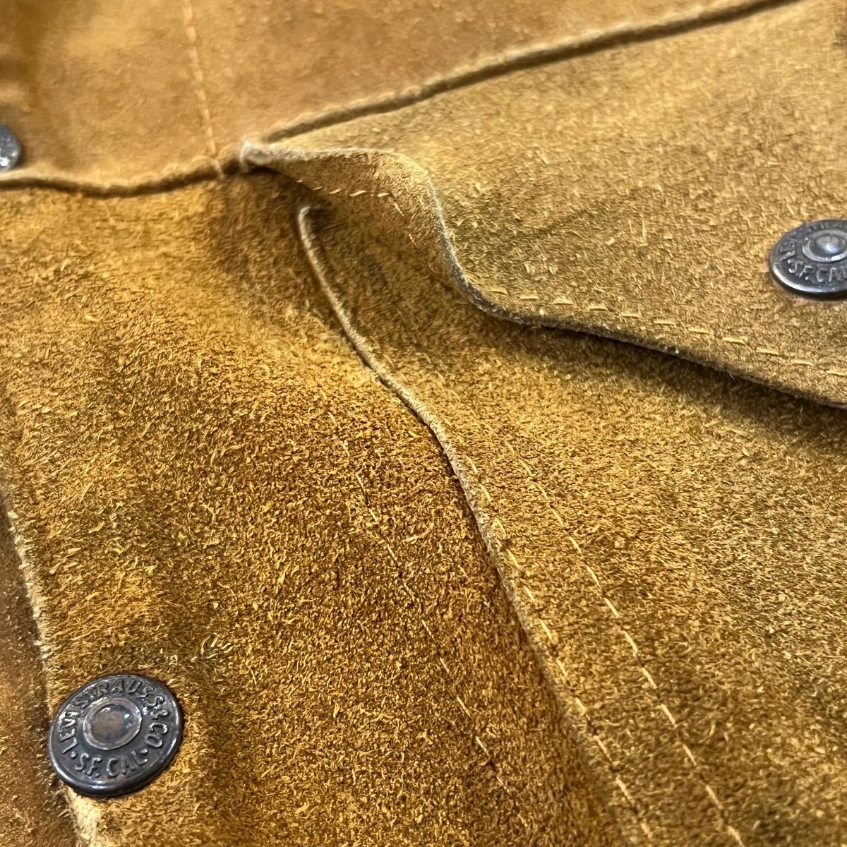 Levi’s ショートホーン