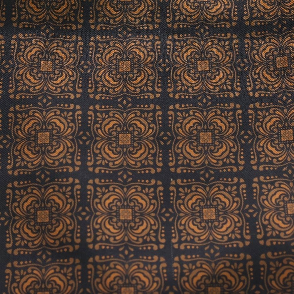 GUCCI グッチ 総柄 スカーフ マルチ