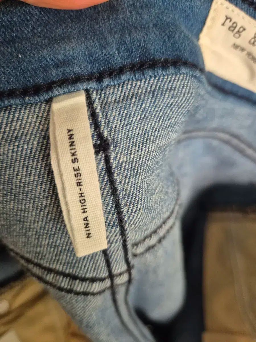 時間のかからない rag-bone ニナ ハイウエスト アンクル フ デニム