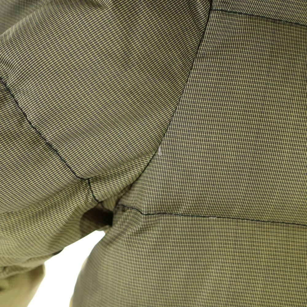 フロント ジップアップ