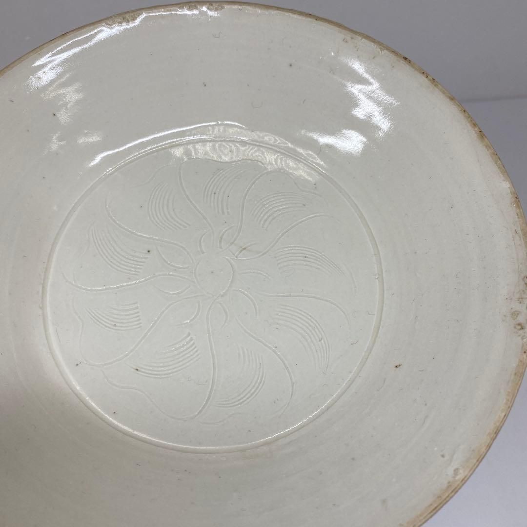 中国宋時代　定窯白磁草花文鉢　幅約20.4㎝　トヒコカ　本さ7-0216☆1F 中国宋時代 定窯白磁草花文鉢 幅約20.4㎝ トヒコカ 本さ7-0216☆1F