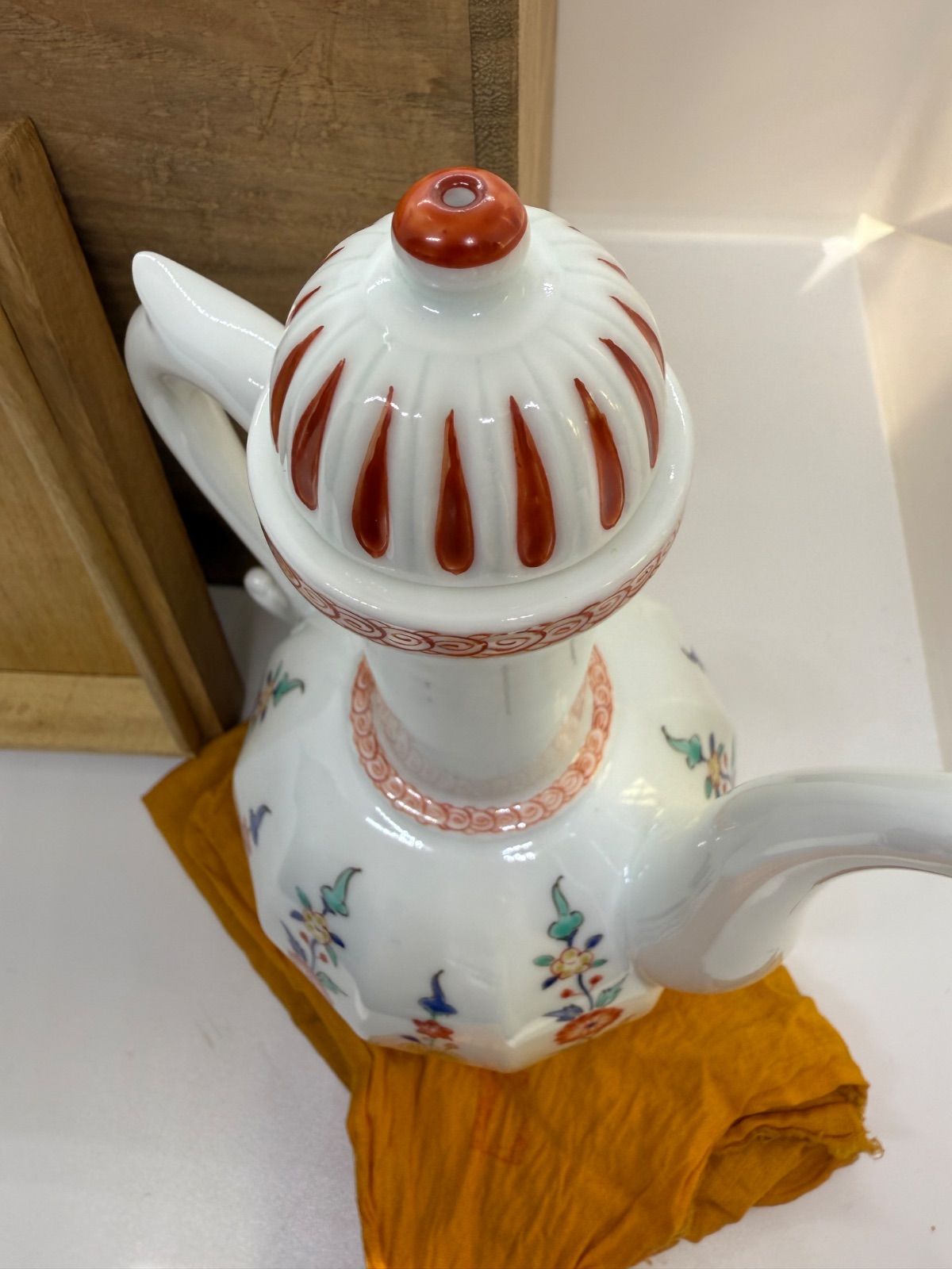 酒井田柿右衛門 草花紋