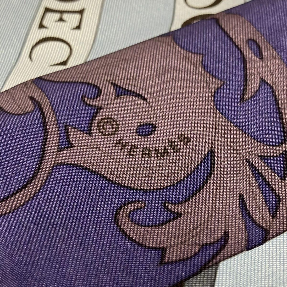 HERMES(エルメス) スカーフ カレ90 ネイビー×ブルー×マルチ ASTROLOGIE