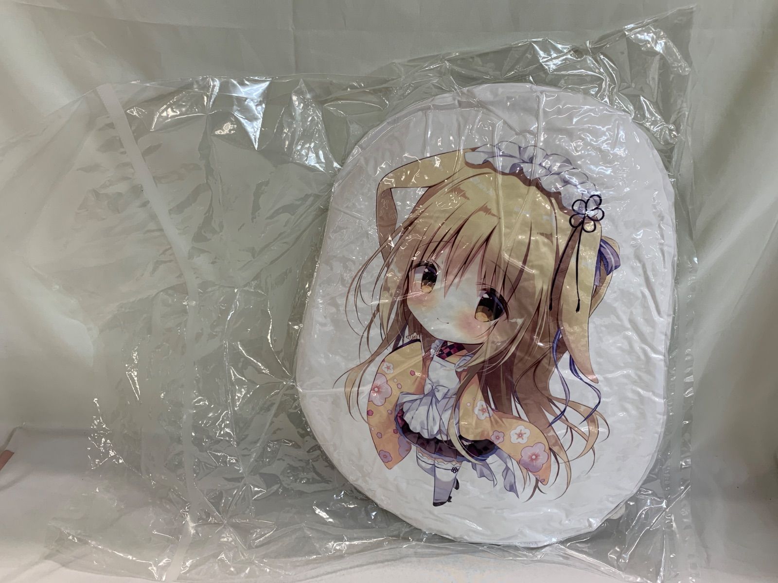 あまいろショコラータ 百々瀬みつき ダイカットクッション