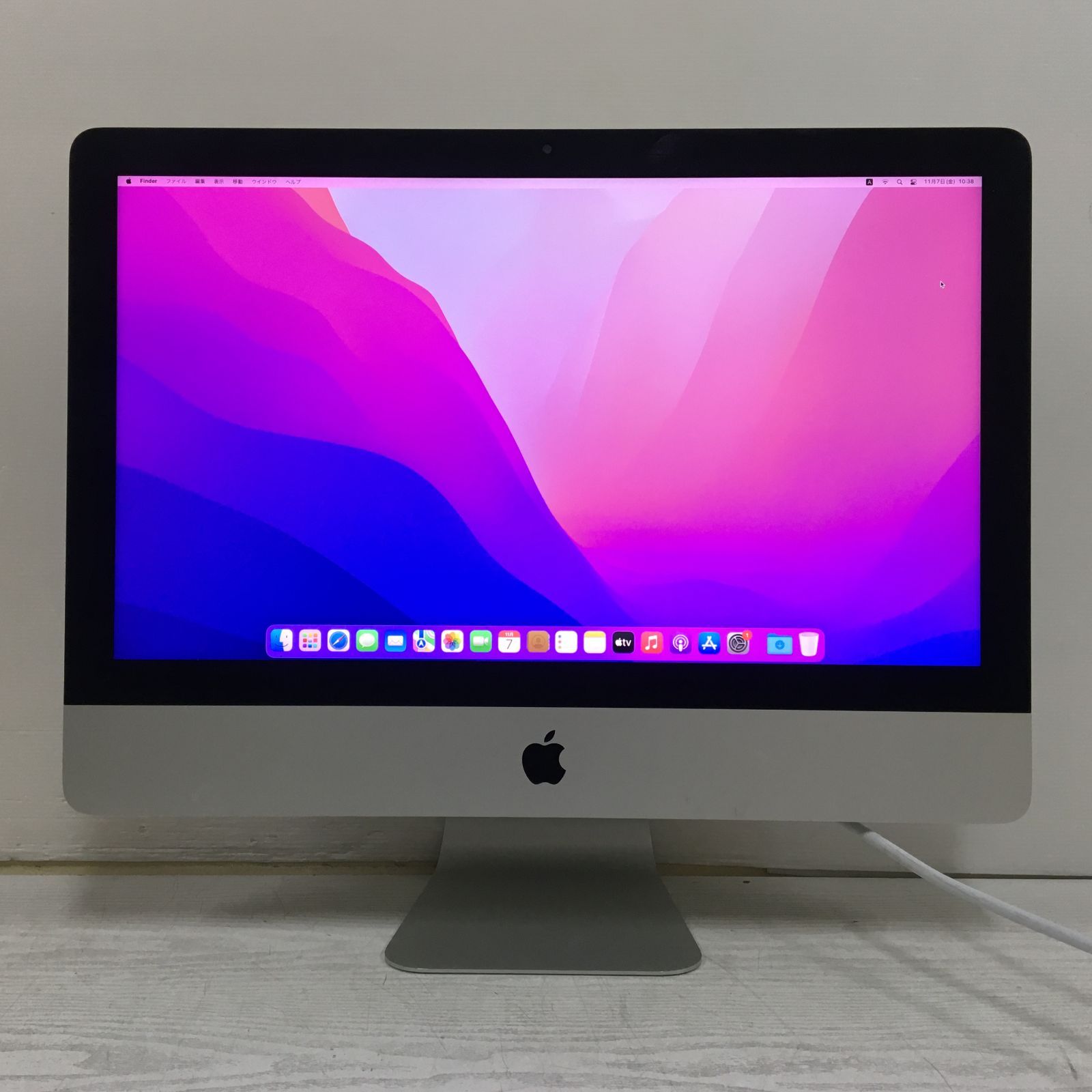 21.5インチ Apple iMac Retina 4 K 21.5-inch Late 2015 A 1418 Core i 7 5575 R 3.3 GHz RAM 16 GB HDD 1 TB Monterey 動作品