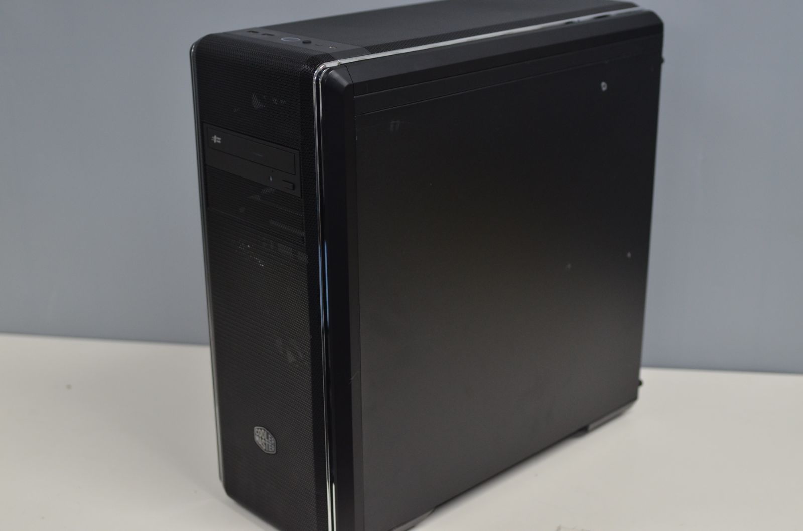 メモリ8GB DVDマルチ搭載