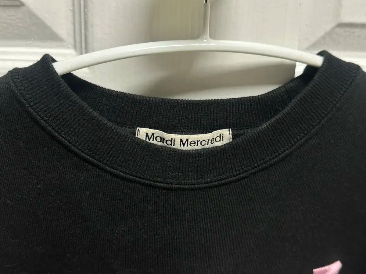 軽快な マルディメクルディ フラワー スウェット ブラック