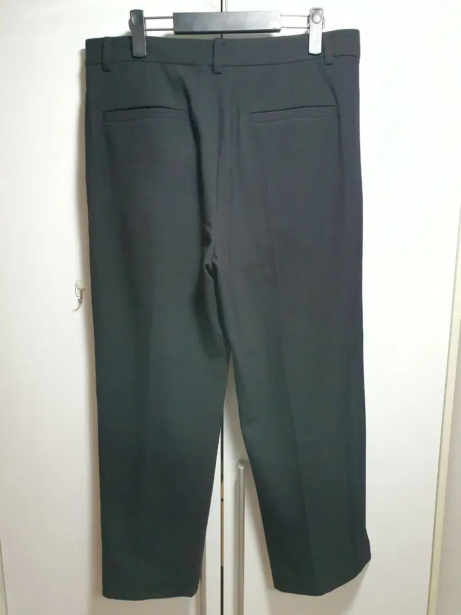 SYSTEM homme サイドスリット スラックス 86 ブラック