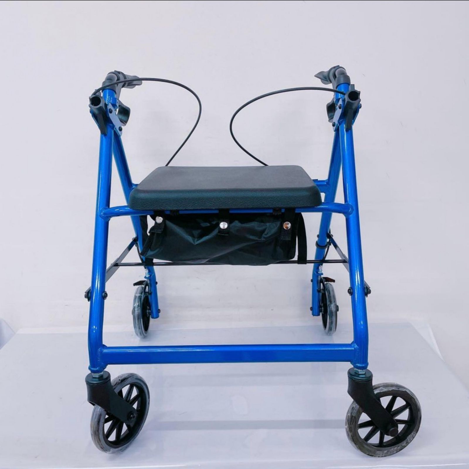 歩行機その他バッグ