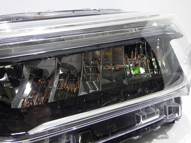 ライズ 左ヘッドライト LED A200A 売れ筋 A210A 1991 AD 81150-B1441