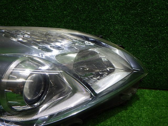 30プリウス ヘッドライト左右 ハロゲン ZVW30 前期 47-29 ホ トヨタ